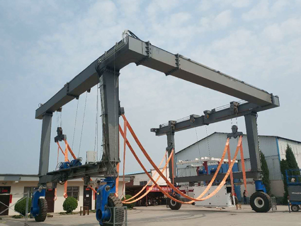 游艇吊的吊裝監(jiān)管：游艇吊裝的監(jiān)管和法規(guī)要求如何？